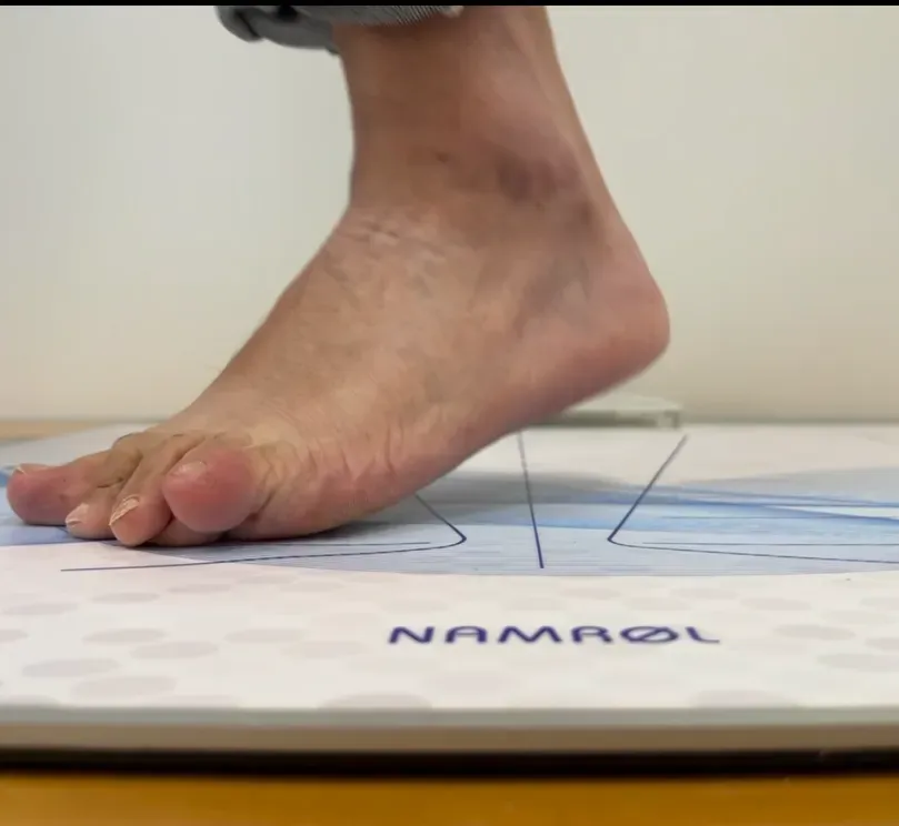 Seguimiento y educación del paciente diabético sobre cuidado del pie